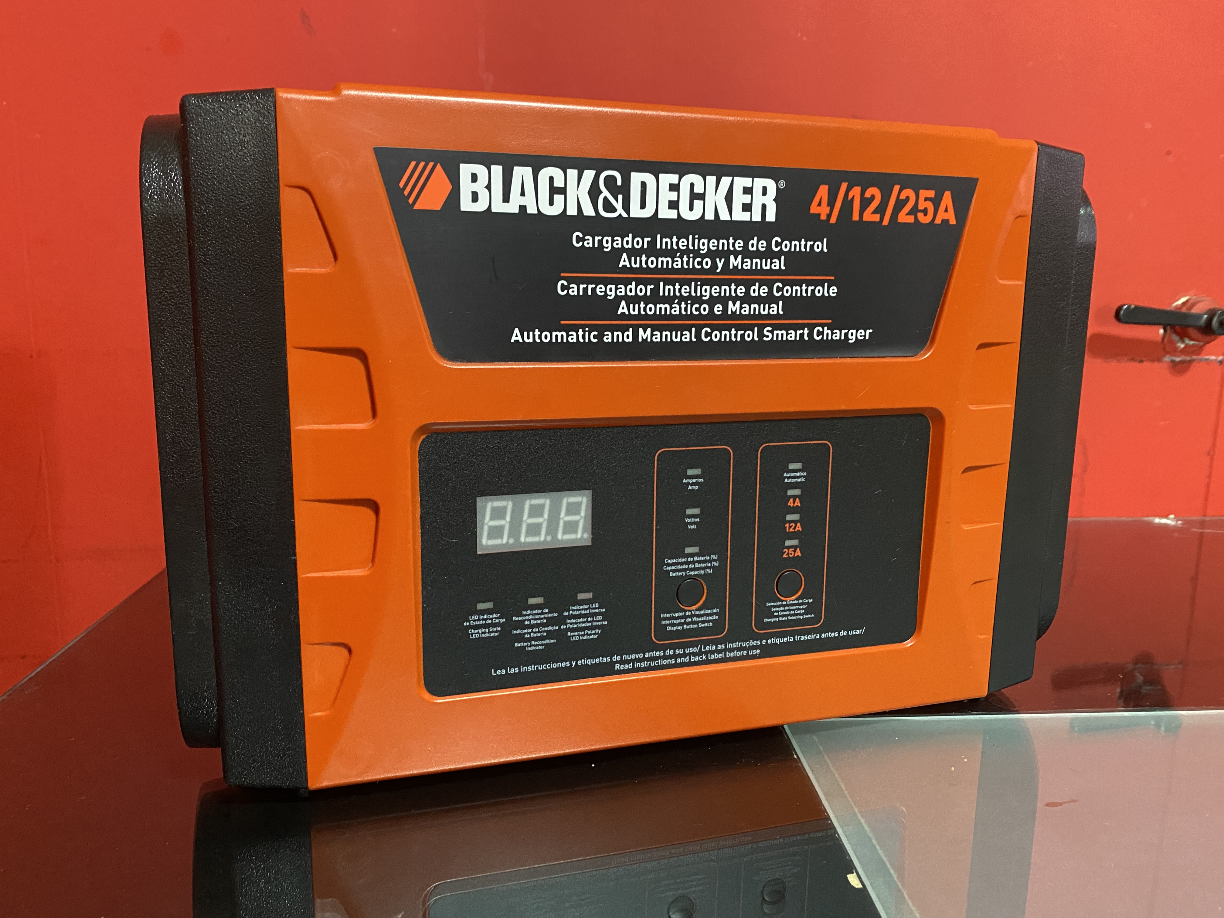 imagen de producto Cargador Black&Decker BC25